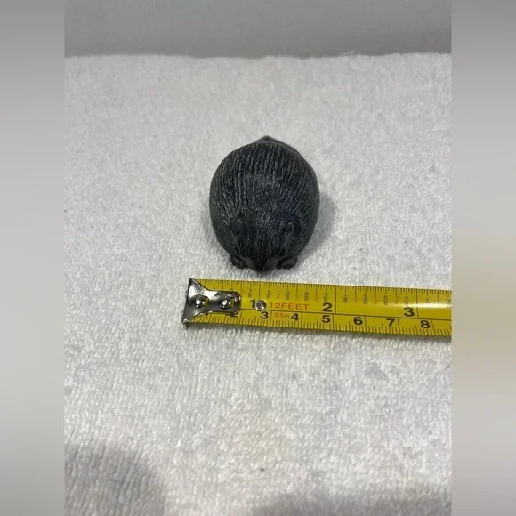 A Wolf Original Grey Handmade Beaver Soapstone Sculpture Made In Canada - Picture 10 of 10